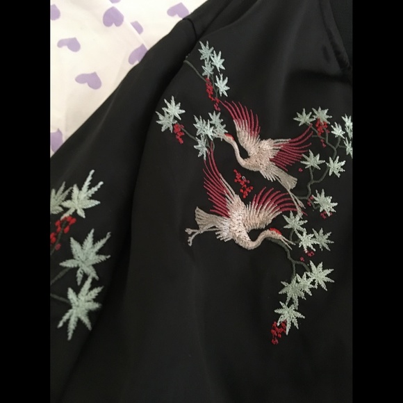 Black zip up jacket - Picture 3 of 4